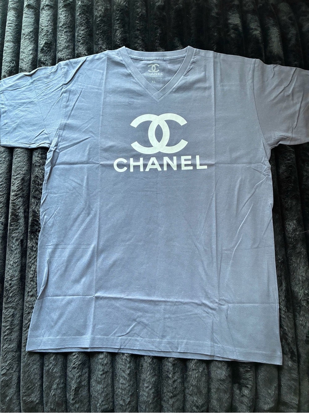 New Men’s Chanel Slate Blue XL V-neck Short Sleeve T-Shirt